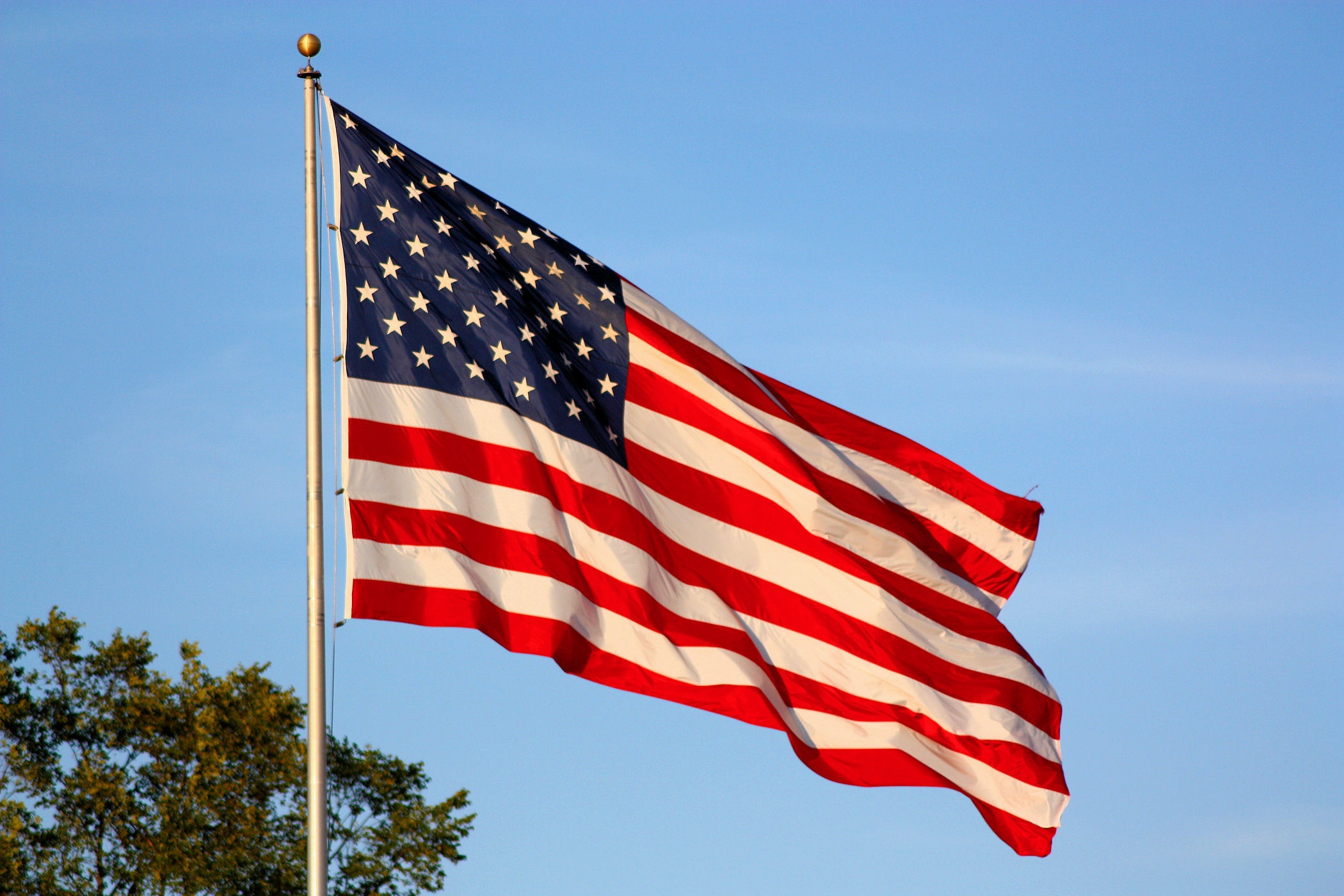 red-flag-american-flag-stars-and-stripes-waving-flag-flag-of-the-united-states-851317